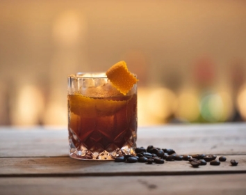 Menú Restaurante ARHANI con pollos y carnes asadas al estilo Michoacán