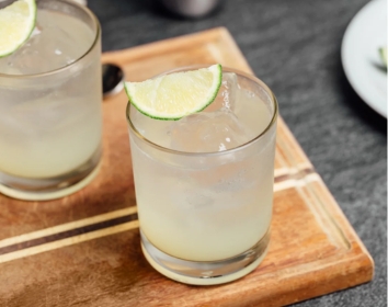 Menú Restaurante ARHANI con pollos y carnes asadas al estilo Michoacán