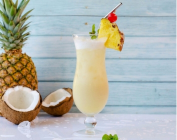 Menú Restaurante ARHANI con pollos y carnes asadas al estilo Michoacán