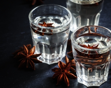 Menú Restaurante ARHANI con pollos y carnes asadas al estilo Michoacán